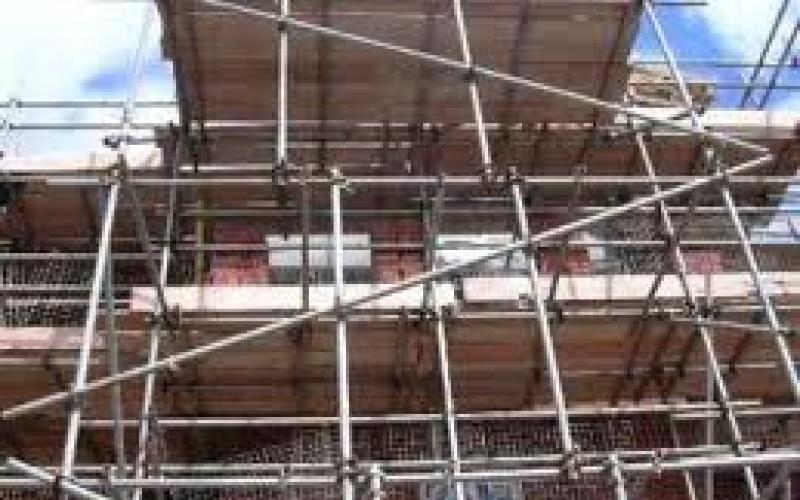 وفاة مصري اثر سقوطه عن سقالة 