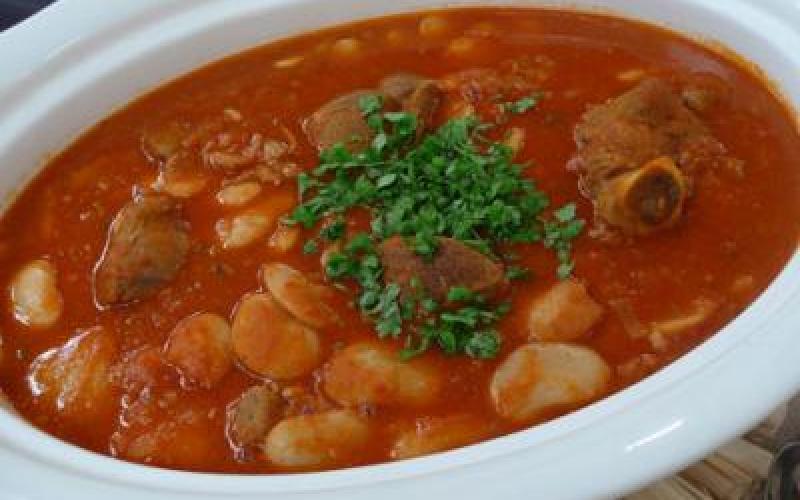 عذابي كــ" عزّابي"