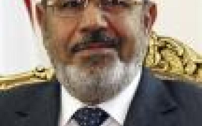 النيابة المصرية تأمر بحبس مرسي في قضية جديدة