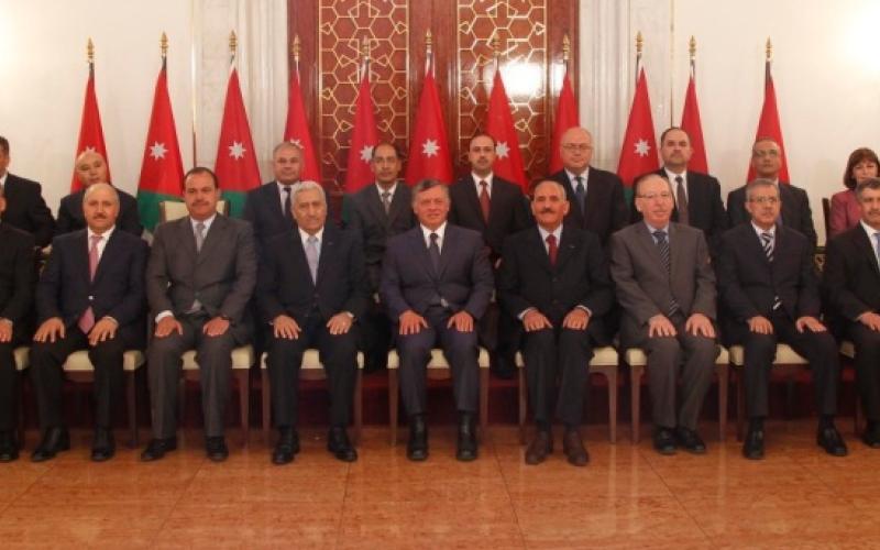 أبو غنيمة: الأزمة بوجود من يسيّر الحكومات لا بالتعديل الوزاري