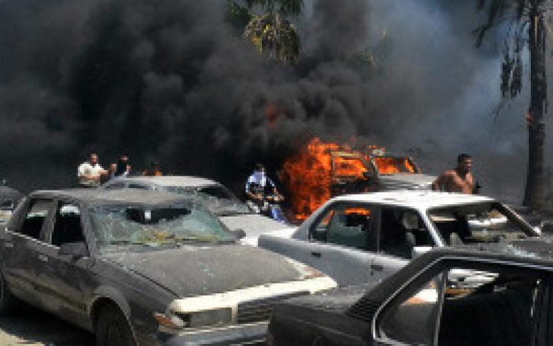 مقتل 42 شخصا في انفجار سيارتين مفخختين بطرابلس في لبنان