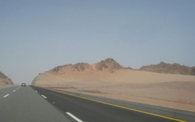 25 إعلاميا يفقدون الطريق في وادي رم بعد جولة لمشروع الديسي