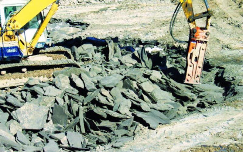 محطة لتوليد الكهرباء بالصخر الزيتي بـ2.5 مليار دولار