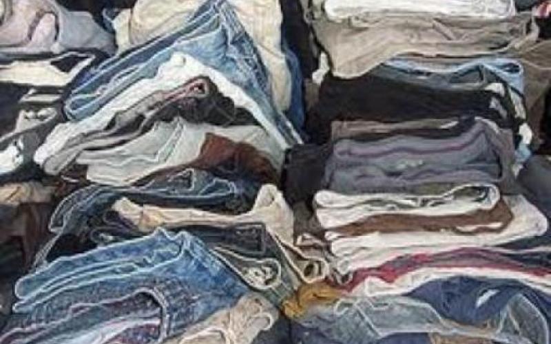 سوق خيري لتوزيع الملابس الشتوية للاجئين السوريين في عمان
