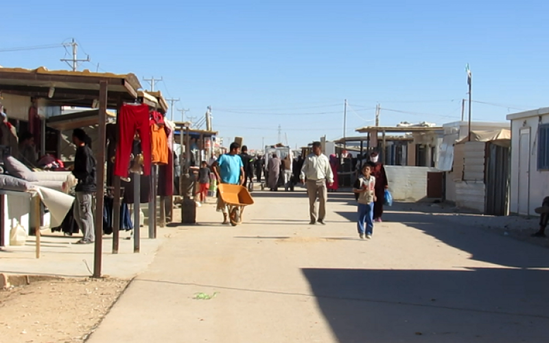 في مخيم الزعتري.. حياة تنبعث من الأسواق - فيديو