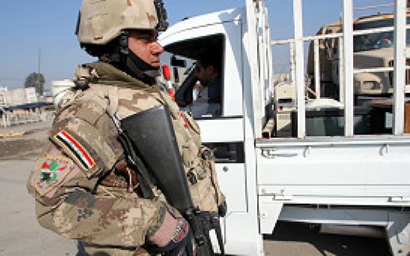 العراق: مقتل 12 جنديا بانفجار سيارة مفخخة