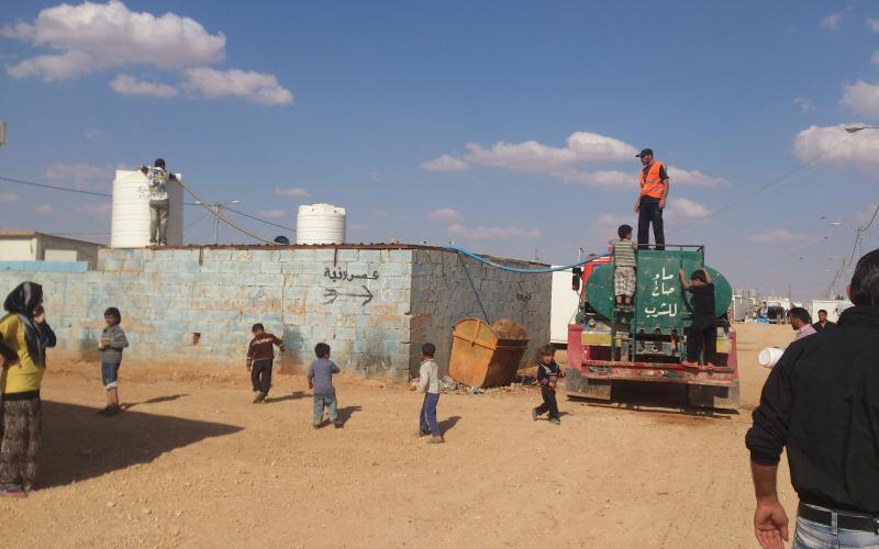 شكاوى اللاجئين السوريين من تلوث المياه في مخيم الزعتري
