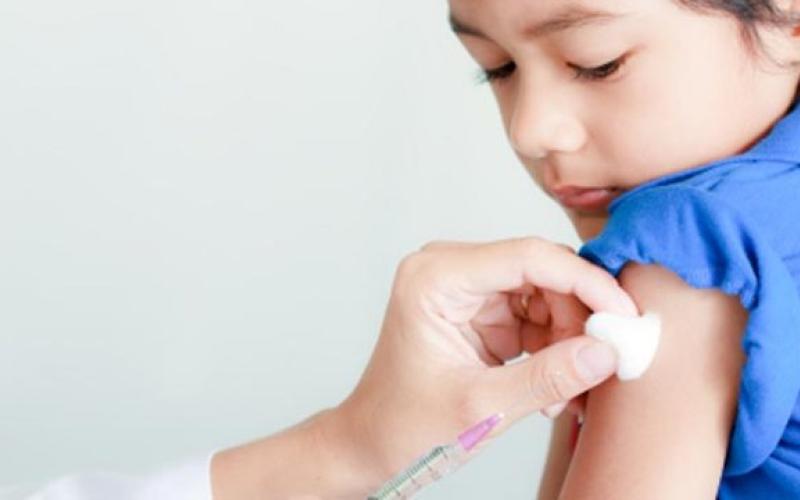 استكمال حملة تطعيم شلل الأطفال الأحد المقبل