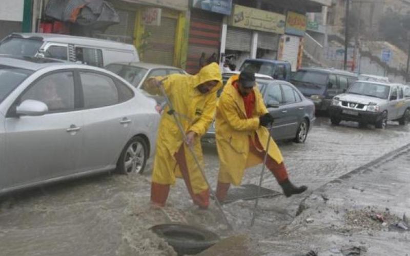 الأمانة: فيضانات المناهل بسبب ربطها بالصرف الصحي