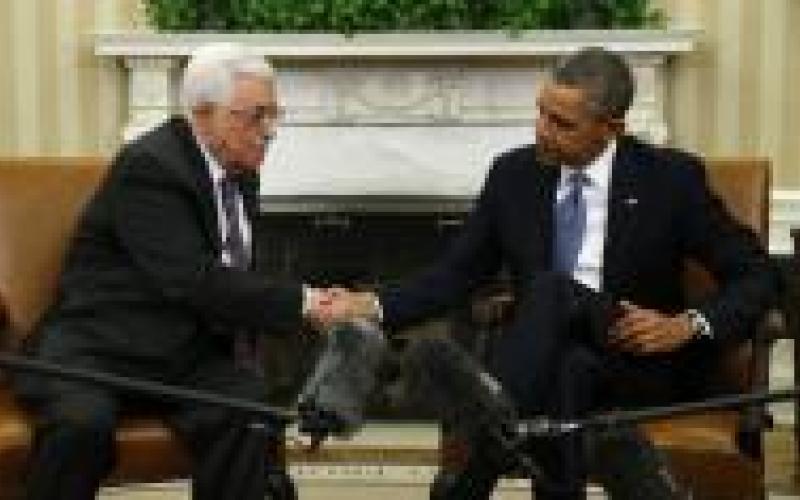 أوباما يحث عباس على المجازفة من أجل السلام 