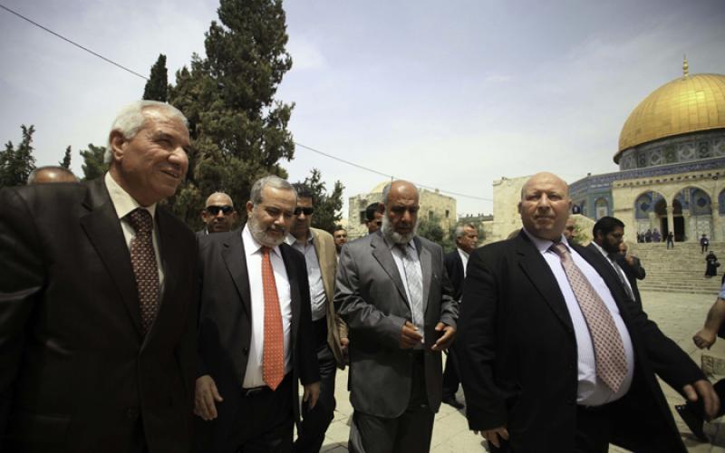 وزير الأوقاف من الأقصى: انتهاكات الاحتلال اعتداءات دولة