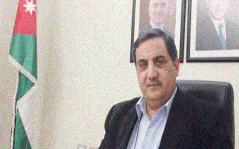 عائلة العيطان: مطمئنون على صحة السفير.. وانفراج الأزمة قريبا