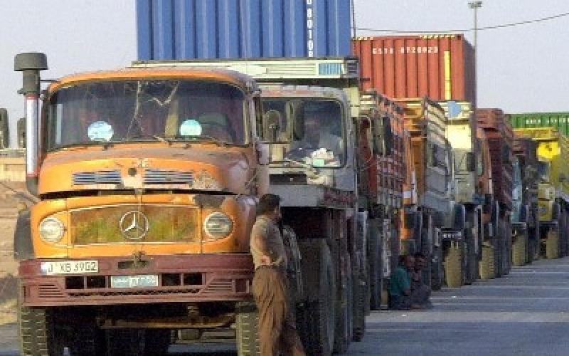 عودة الشاحنات الأردنية العالقة على الحدود المصرية الليبية