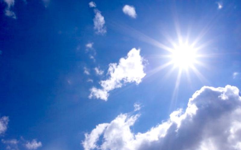 كتلة هوائية حارة والعظمى في عمان 37 درجة