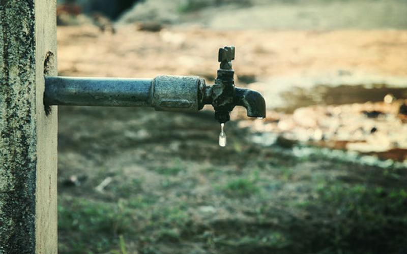 أهالي الكرك يحتجون على انقطاع المياه