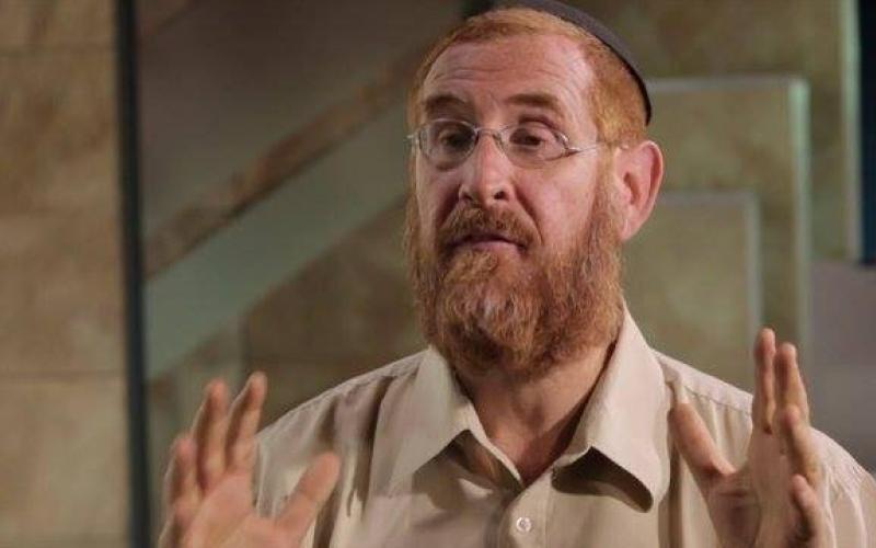 الحاخام اليهودي غليك يقتحم الاقصى