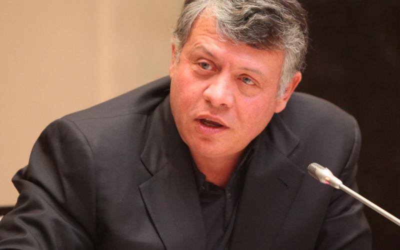 الملك: الاوضاع الراهنة تستدعي مكافحة ومحاصرة الحركات والتنظيمات الإرهابية 