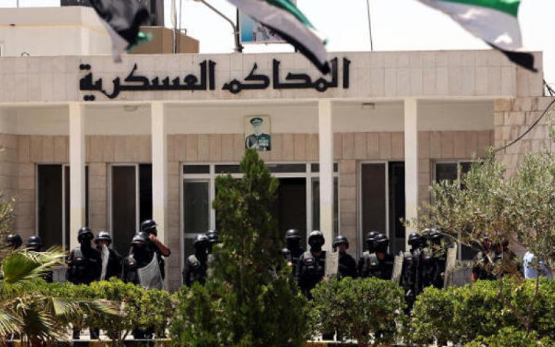 أمن الدولة تبدأ محاكمة 28 متهما من أصحاب بسطات العبدلي