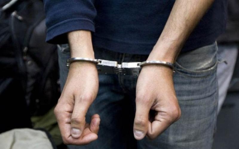 القبض على ثلاثة أشخاص بحوزتهم مخدرات