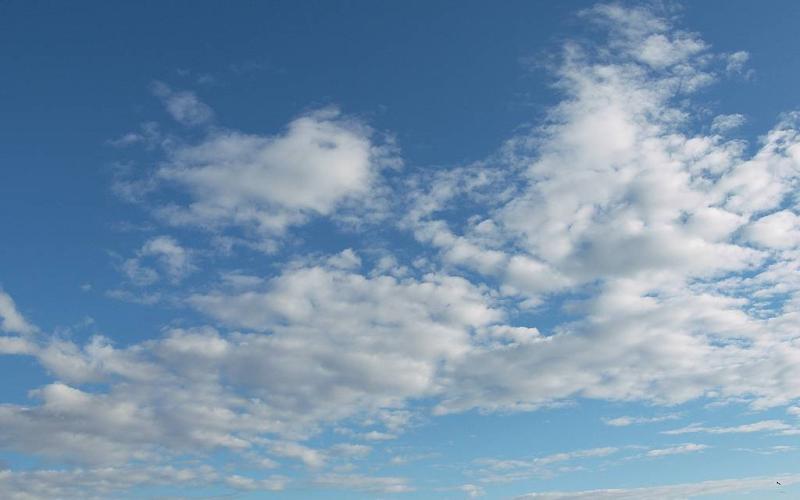 طقس لطيف في معظم مناطق المملكة