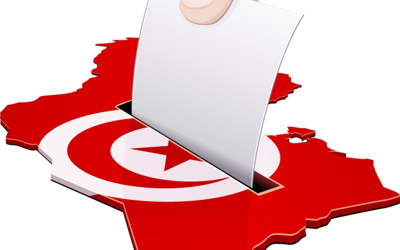 انتخابات تونس: السبسي يعلن فوزه، والمرزوقي يدعو لانتظار النتائج الرسمية