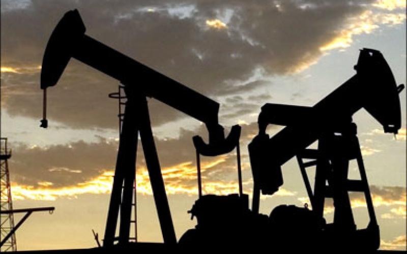 أسعار النفط تصعد نحو 49 دولار