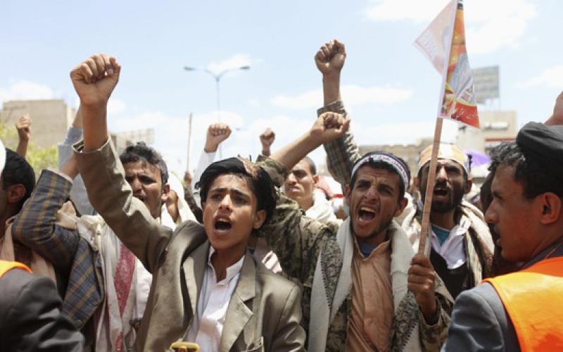 أطراف يمنية توافق على تشكيل مجلس رئاسي