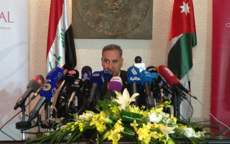 وزير الدفاع العراقي: لا معكسرات لتدريب العراقيين في الأردن