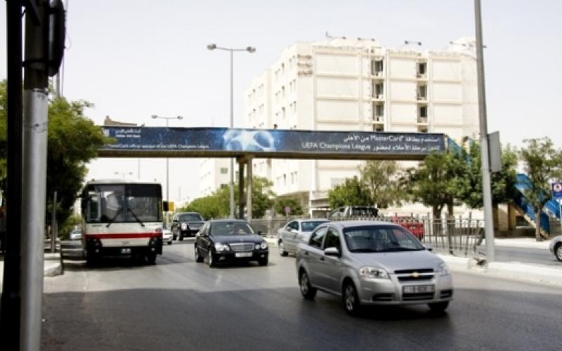 100 جسر مشاة في عمّان نهاية 2015