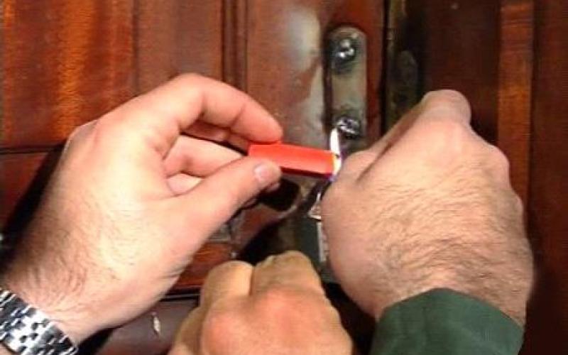 اغلاق 528 محلاً تجارياً مخالفاً في عمّان منذ بداية 2015