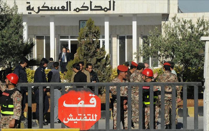 أمن الدولة تمهل متهمين بـ"الإرهاب" و"الاتجار بالمخدرات"