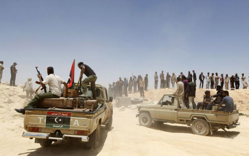 ليبيا: مقتل جنديين وإصابة 15 آخرين في بنغازي