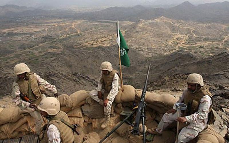 مقتل 3 جنود سعوديين في قصف للحوثيين على الحدود السعودية