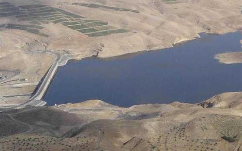 بدء الضخ التجريبي من مياه سد الموجب