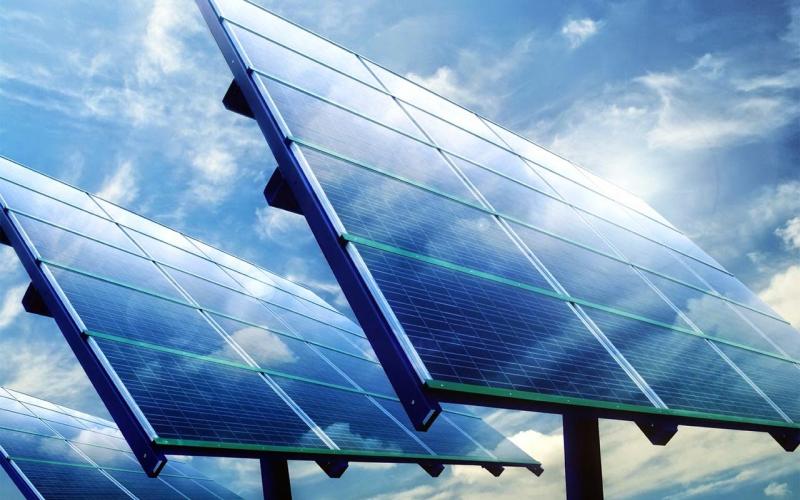 شركة سعودية تبني محطتي توليد كهرباء بالطاقة الشمسية بالأردن