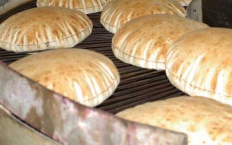 تضاعف الطلب على الخبز في العيد