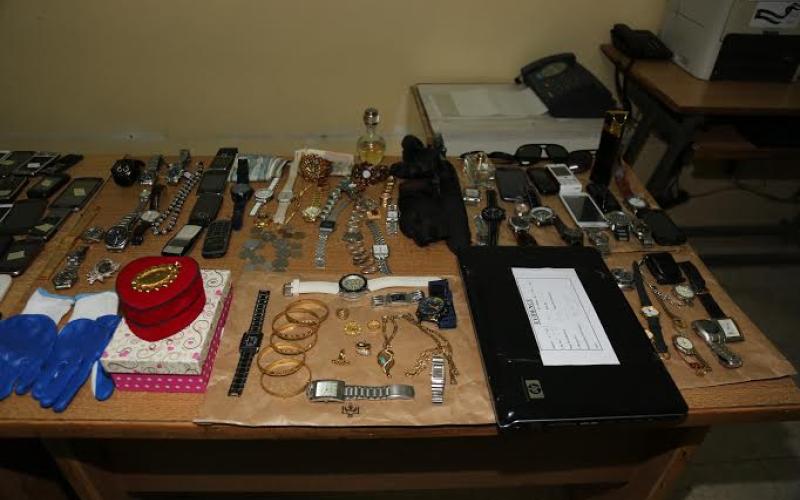 القبض على مجموعة سرقت 84 منزلا شمال عمان