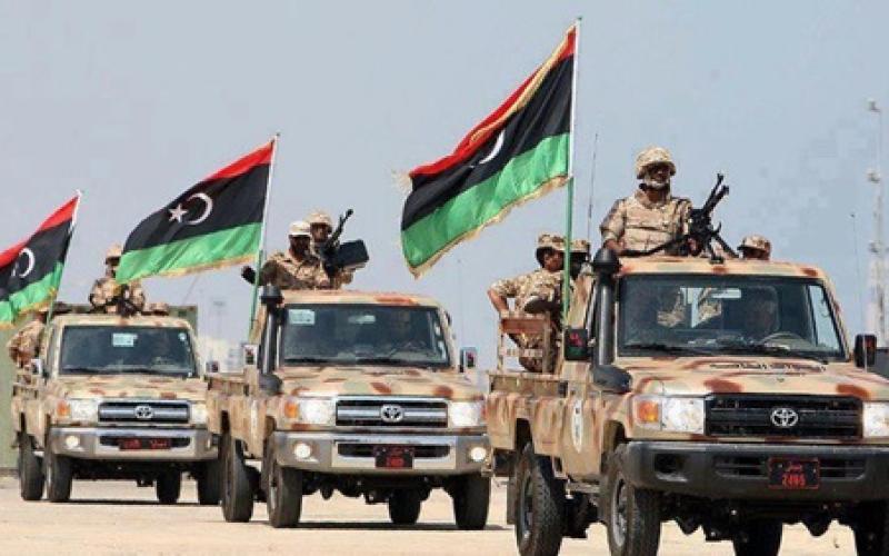 الجيش الليبي يسيطر على مواقع في بنغازي