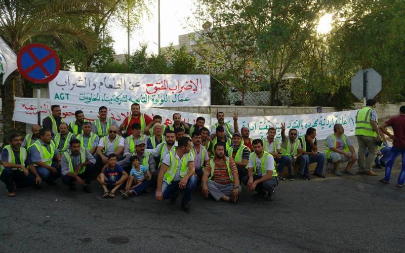 فض اعتصام عمّال في العقبة بالقوة واعتقال 12