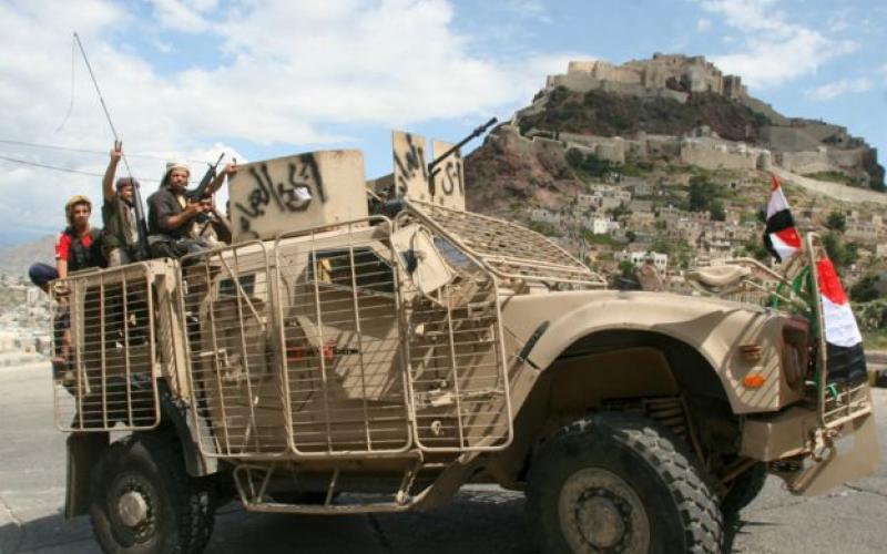 تعزيزات كبيرة إلى محيط تعز لطرد الحوثيين