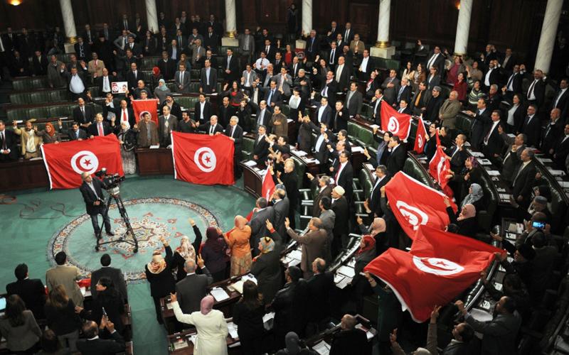 استقالة 32 نائبًا تونسيًا من الحزب الحاكم