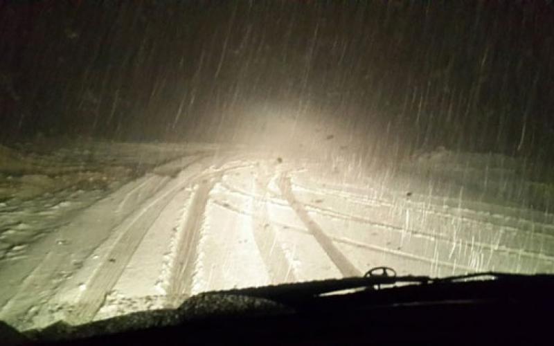 أجواء باردة وثلوج الجمعة