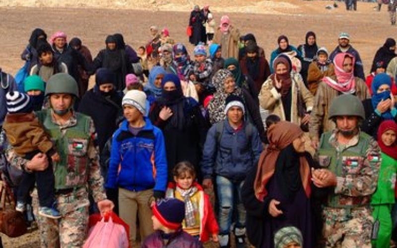 دخول 51 لاجئاً سوريّا للأردن