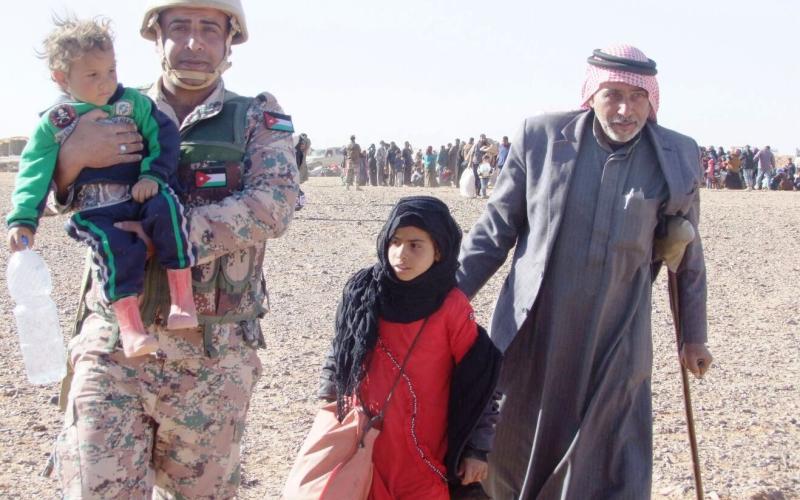 دخول 72 لاجئاً سوريّاً للأردن