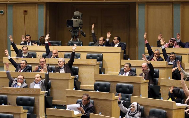 جدل نيابي حول حصر تعيينات مجلس الأمة بديوان الخدمة