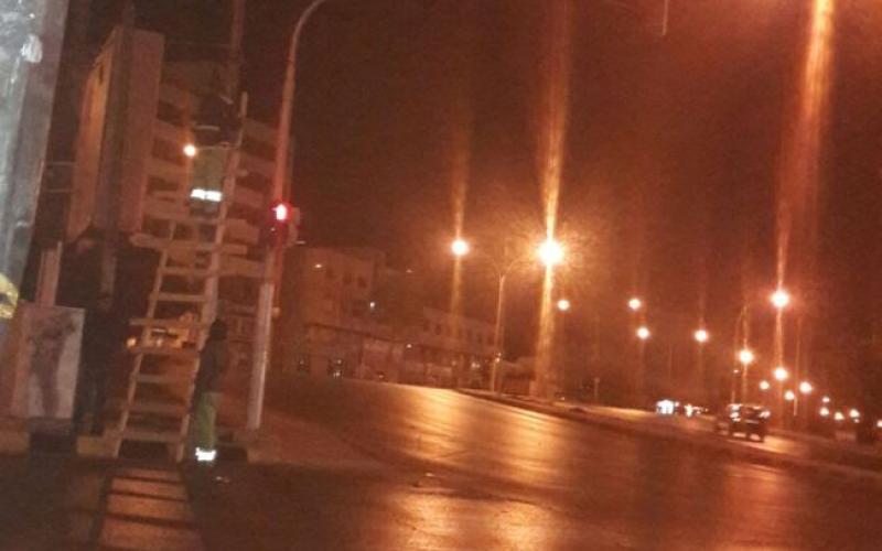 حملة لإزالة الحواجز والإعلانات عن أرصفة عمّان