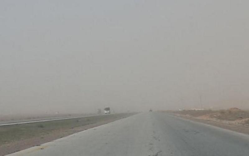 الغبار يغلق طريق الزميلة – القطرانة