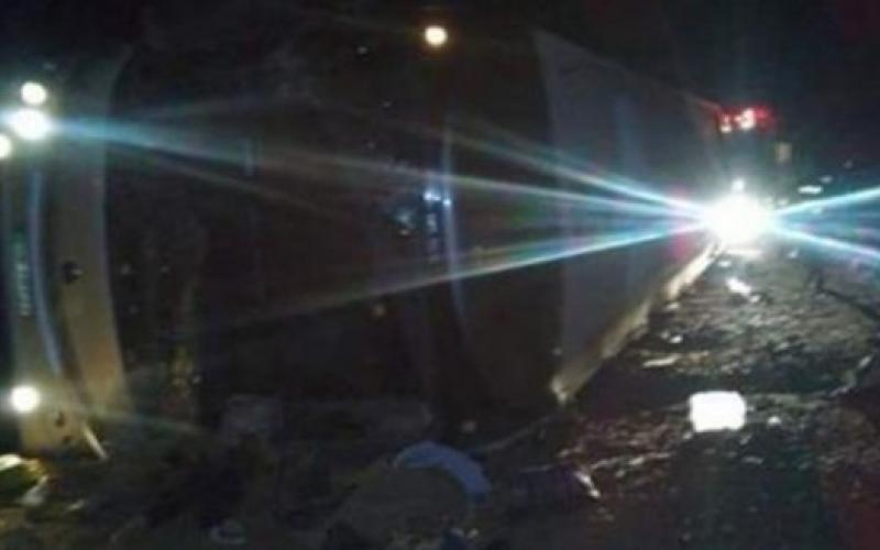 "تغيير المسرب" سبب حادث حافلة المعتمرين الفلسطينيين