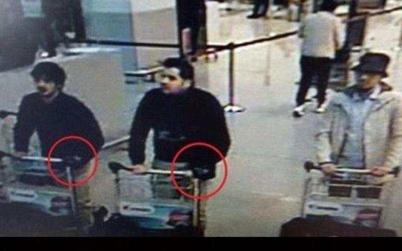 تحديد هوية "انتحاريي" مطار بروكسل