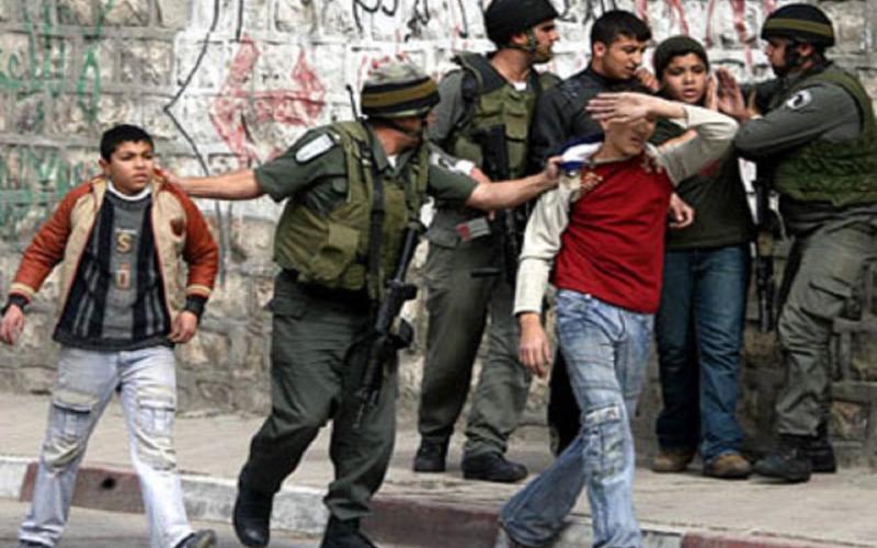 450 طفلاً فلسطينيا معتقلاً في سجون الاحتلال